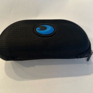 Costa zippered case